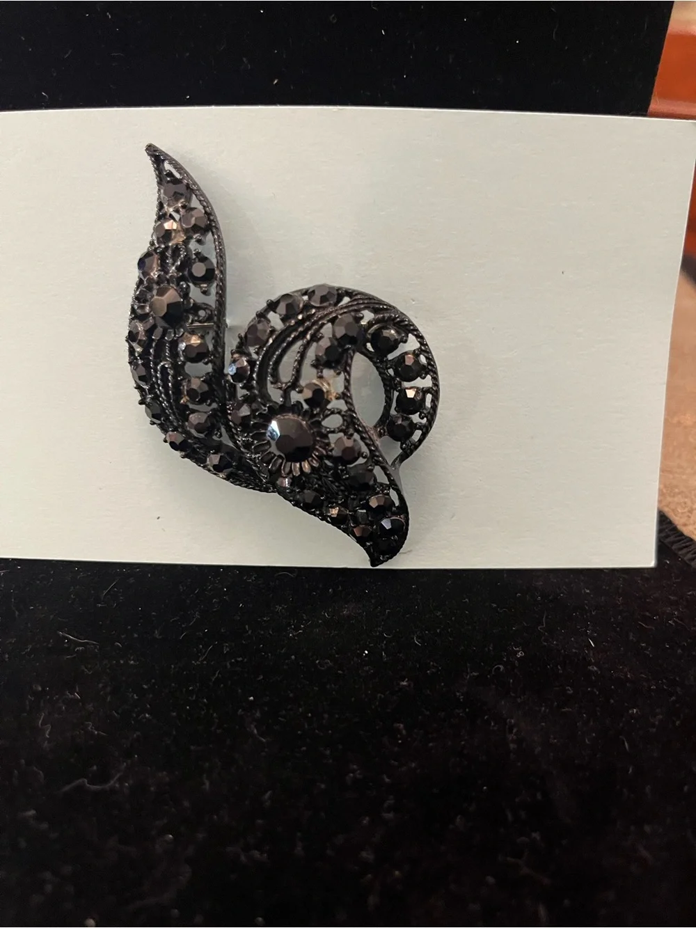 Black Crystal Leaf Brooch - Unbranded Women’s Jewelry